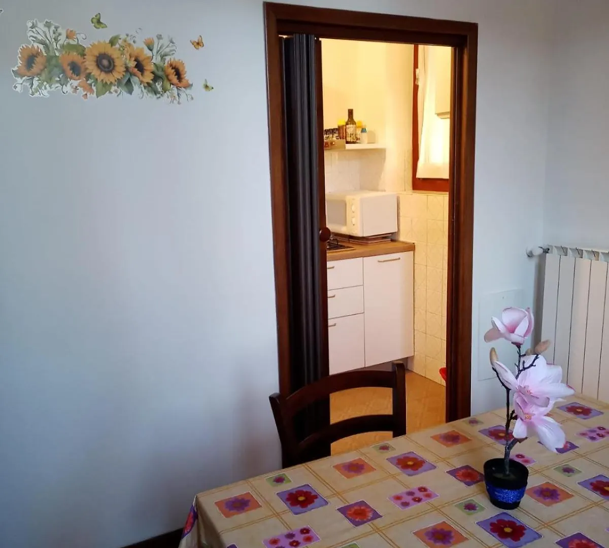 Apartament La Casina Di Lalu' Meleto Włochy